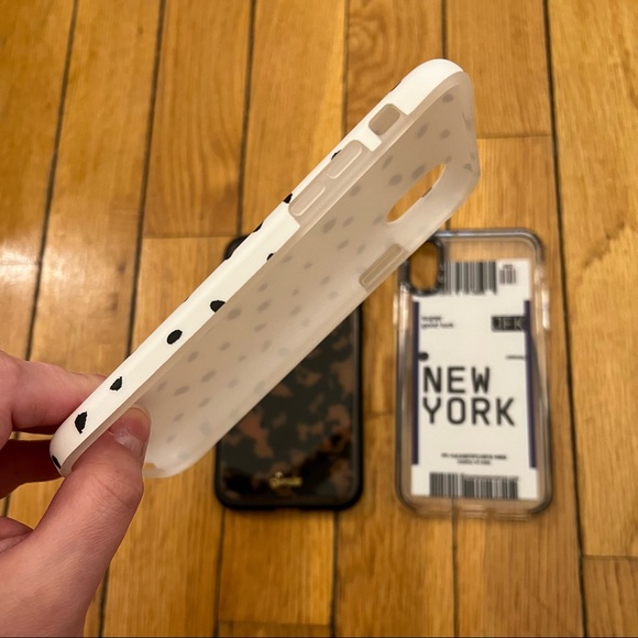 3 iPhone X/XS Cases & 3 Glass Screen Protectors - Picture 2 of 11